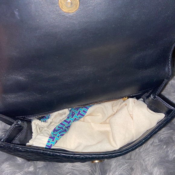 Tory Burch bag barely used - Picture 5 of 6